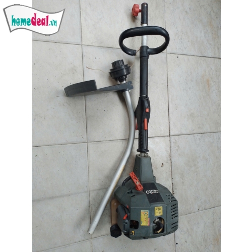 Máy cắt cỏ động cơ 2 thì Ozito
